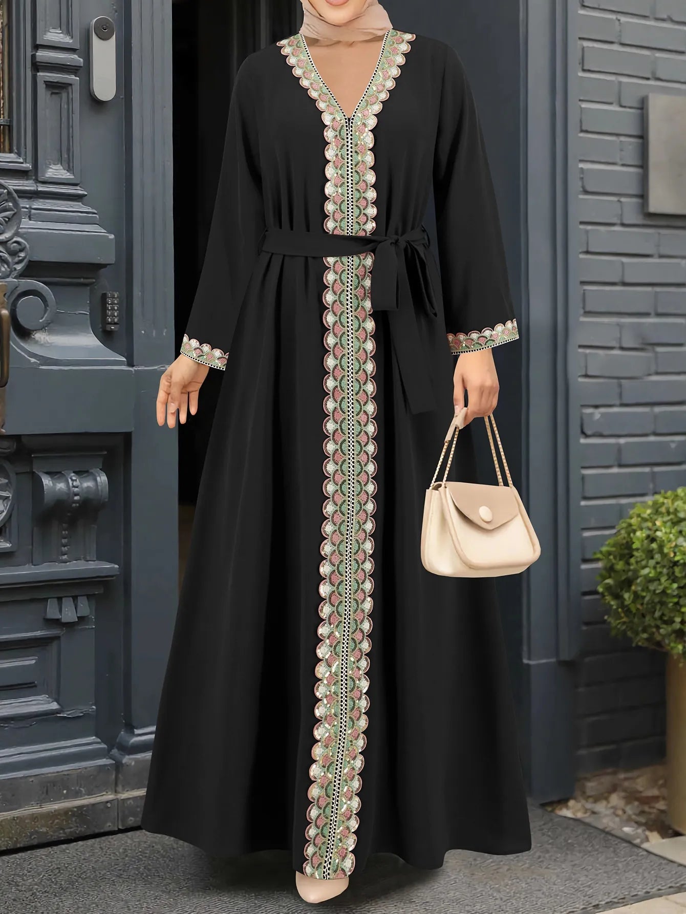 V-Neck Lace Stitching Elegant Abaya